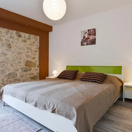 Modern House Centre Pag Holiday home